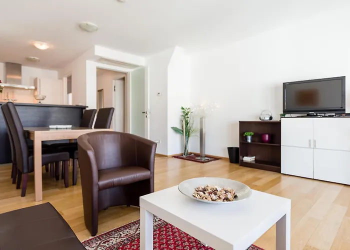 Apartments Next To Vienna Stateopera With Aircondition